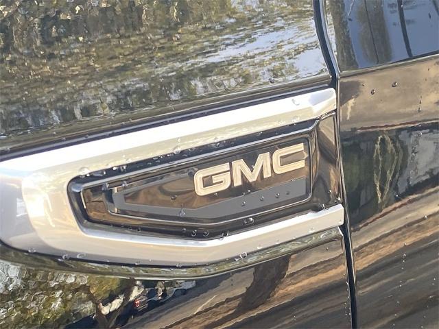 2022 GMC Yukon Vehicle Photo in GOODYEAR, AZ 85338-1310