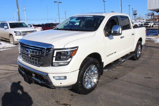 2020 Nissan Titan Vehicle Photo in SAINT CLAIRSVILLE, OH 43950-8512