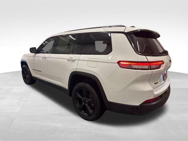 2023 Jeep Grand Cherokee L Vehicle Photo in MEDINA, OH 44256-9631