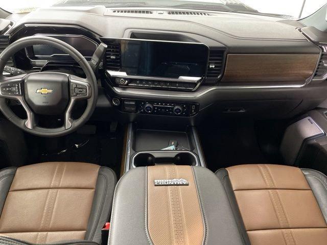 2024 Chevrolet Silverado 2500 HD Vehicle Photo in PHOENIX, AZ 85014-3381