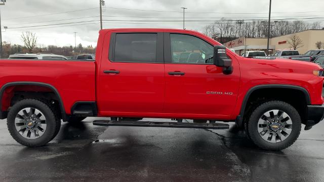 2024 Chevrolet Silverado 2500 HD Vehicle Photo in MOON TOWNSHIP, PA 15108-2571