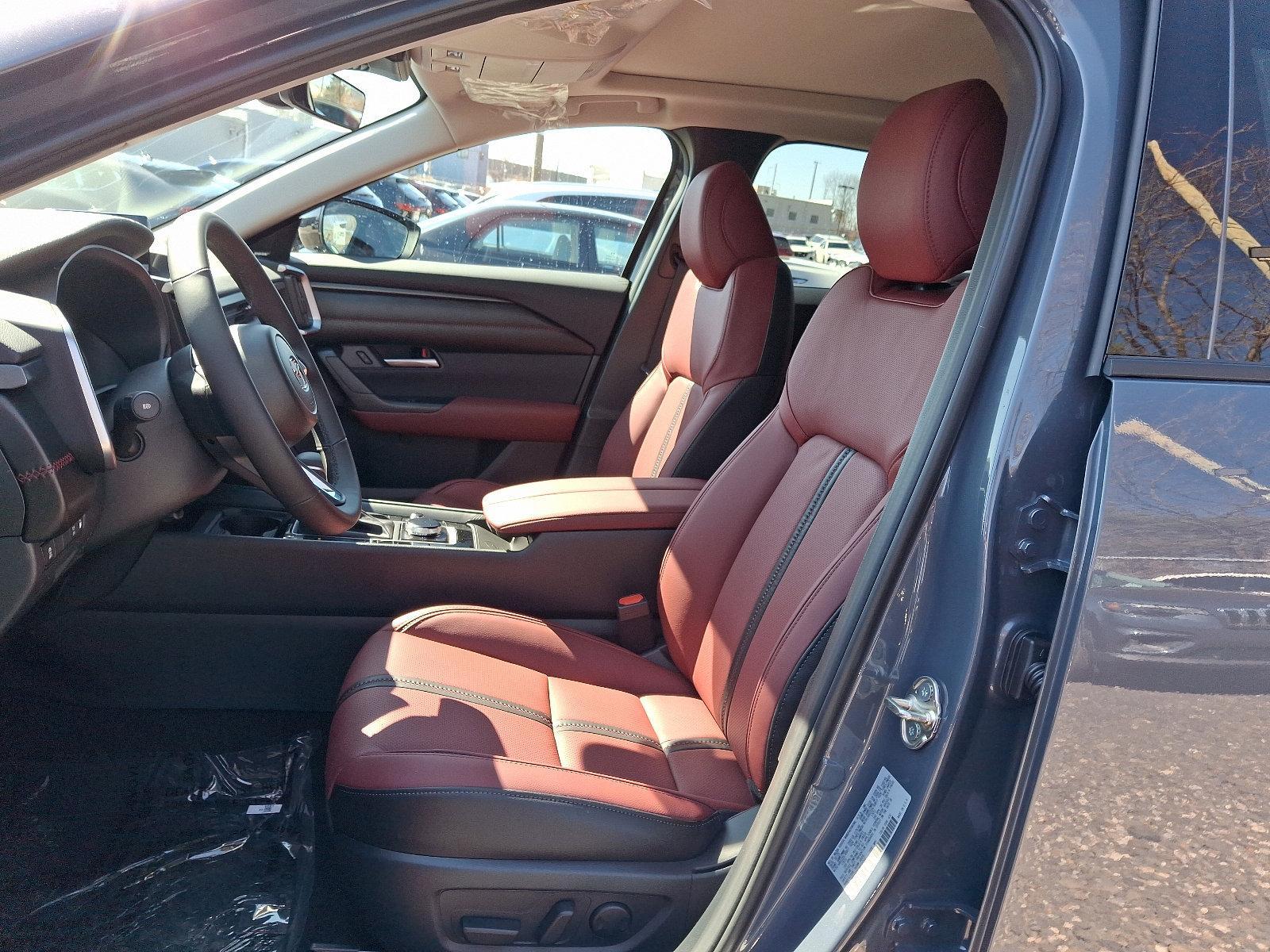 2025 Mazda CX-50 Hybrid Vehicle Photo in Trevose, PA 19053