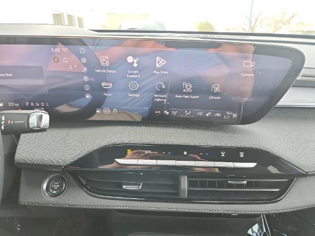 2025 Buick Enclave Vehicle Photo in HAYS, KS 67601-1994