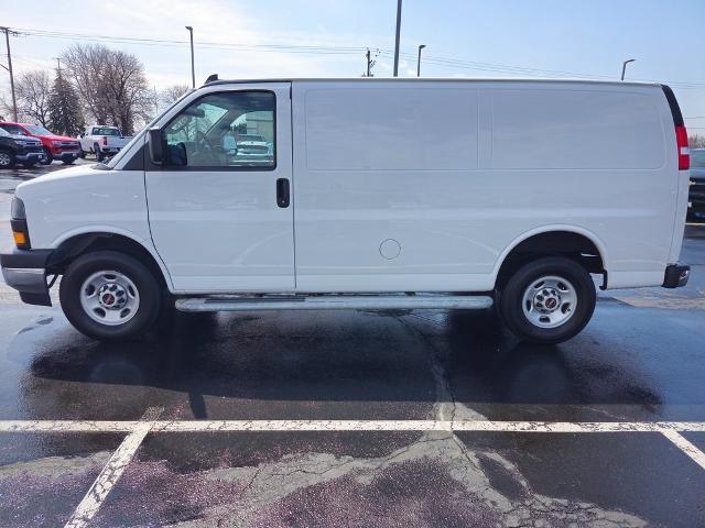 2023 GMC Savana Cargo 2500 Vehicle Photo in GREEN BAY, WI 54304-5303