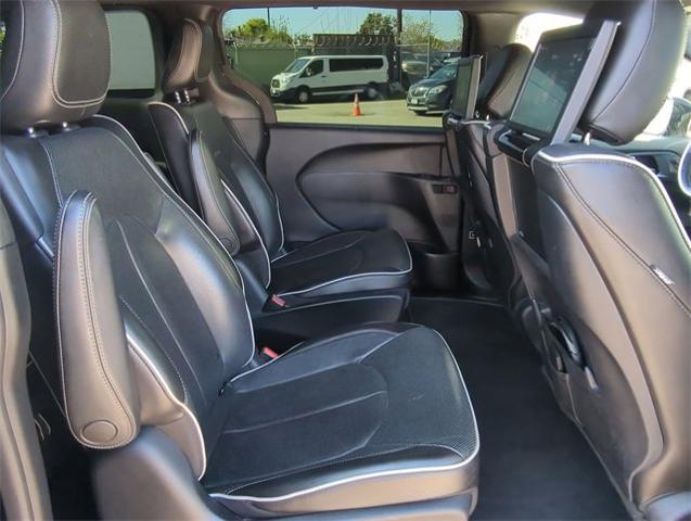 2019 Chrysler Pacifica Vehicle Photo in PASADENA, CA 91107-3803