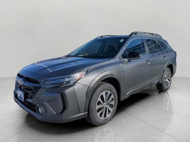 2025 Subaru Outback Vehicle Photo in Green Bay, WI 54304