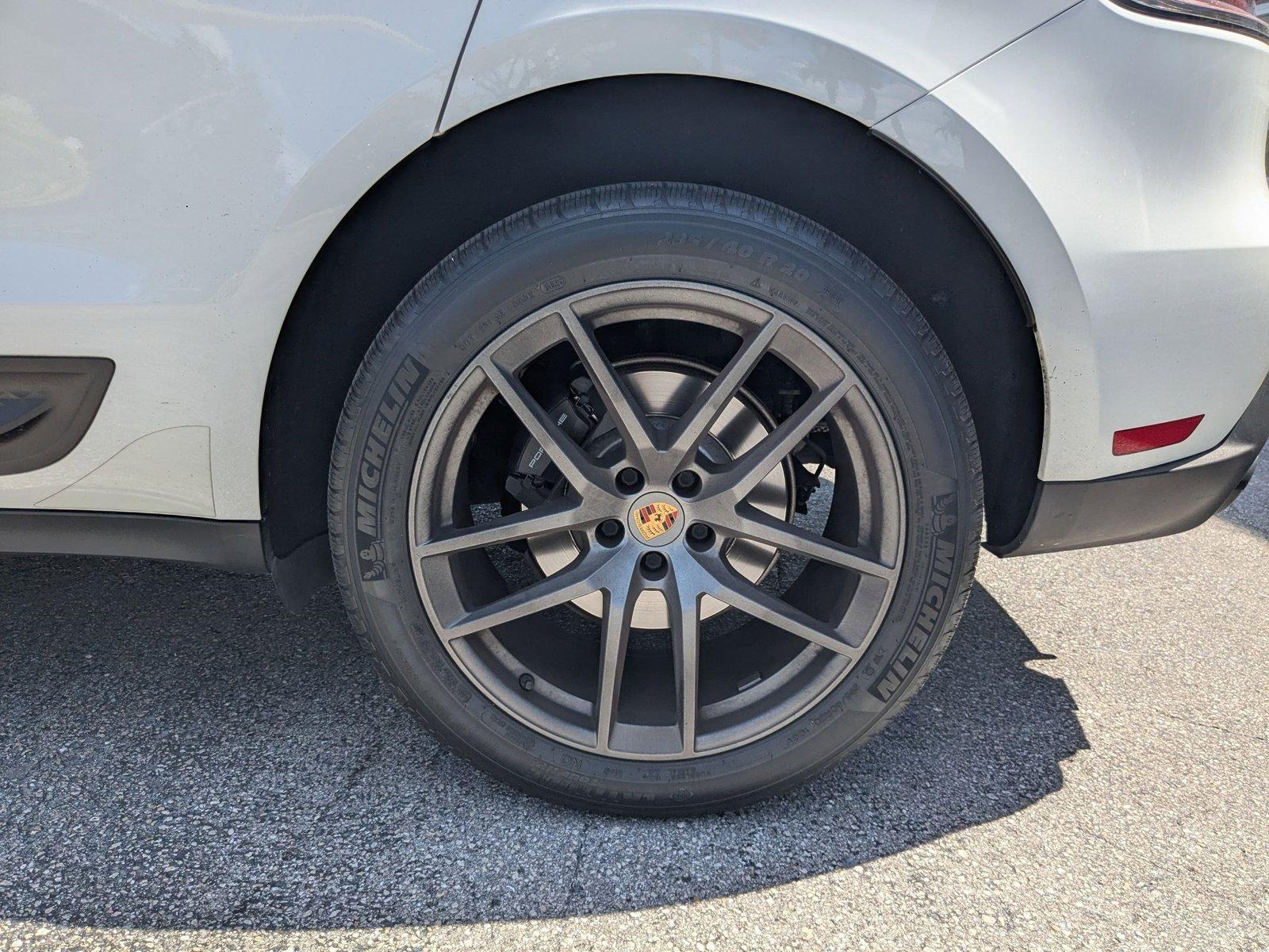 2023 Porsche Macan Vehicle Photo in Pompano Beach, FL 33064