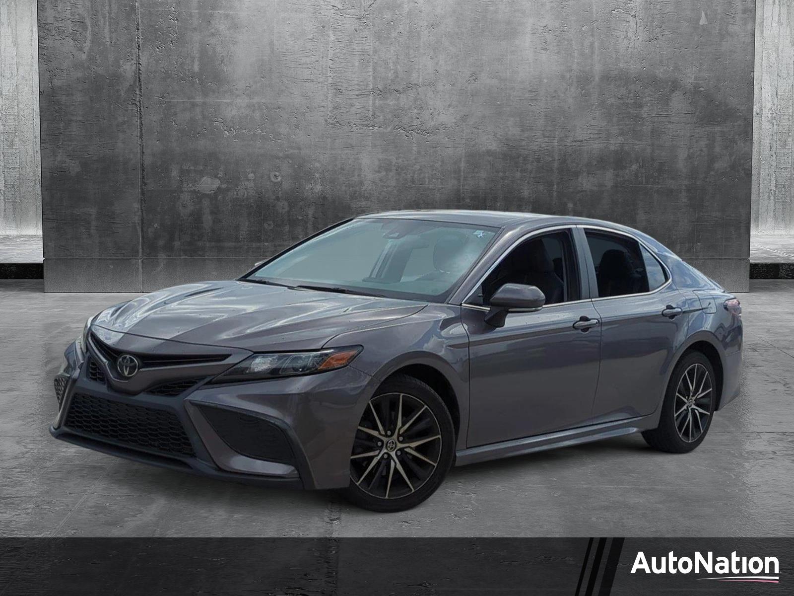 2022 Toyota Camry Vehicle Photo in Pembroke Pines, FL 33027