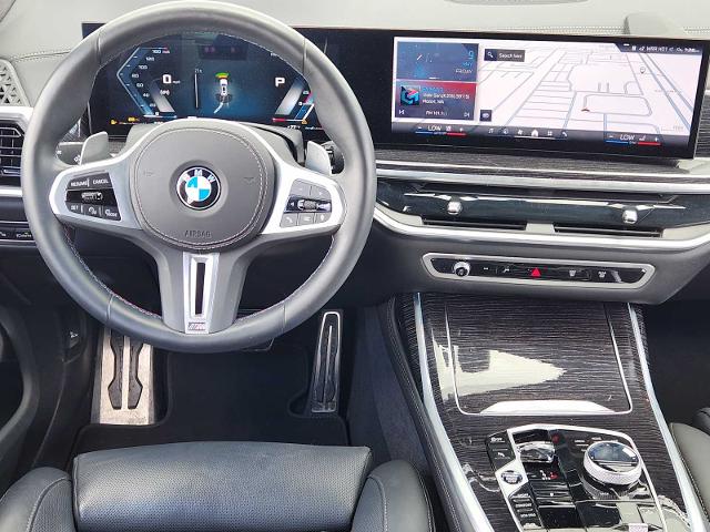 2025 BMW X7 M60i Vehicle Photo in PLANO, TX 75024