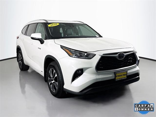 2020 Toyota Highlander Vehicle Photo in Puyallup, WA 98371