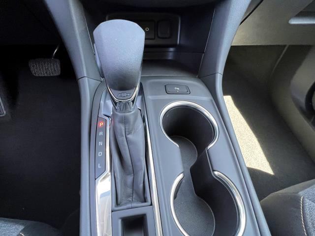 2022 Chevrolet Equinox Vehicle Photo in Roslyn, NY 11576