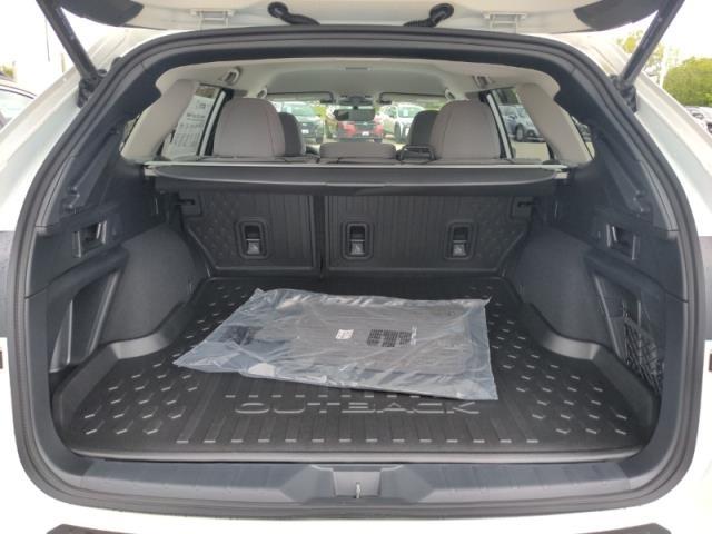 2025 Subaru Outback Vehicle Photo in Green Bay, WI 54304