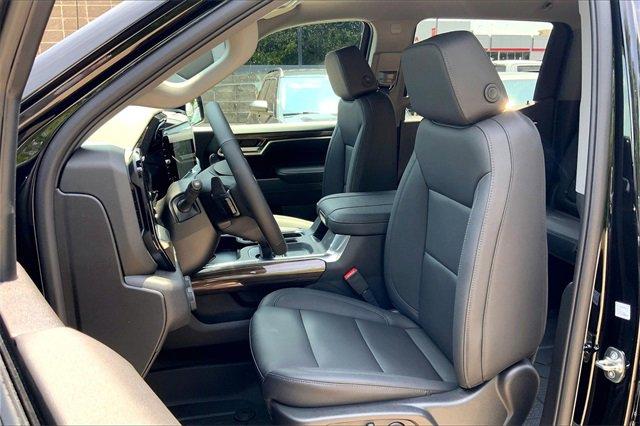 2025 Chevrolet Silverado 1500 Vehicle Photo in KANSAS CITY, MO 64114-4502
