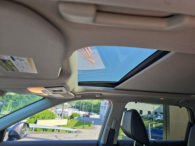 2021 Nissan Rogue Vehicle Photo in Pleasant Hills, PA 15236