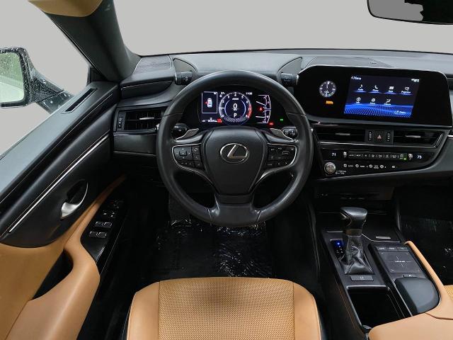 2022 Lexus ES 350 Vehicle Photo in Appleton, WI 54913