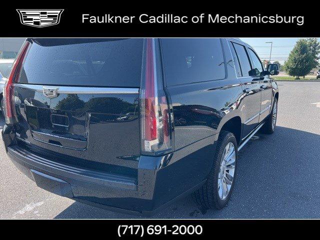 2017 Cadillac Escalade ESV Vehicle Photo in MECHANICSBURG, PA 17050-1707