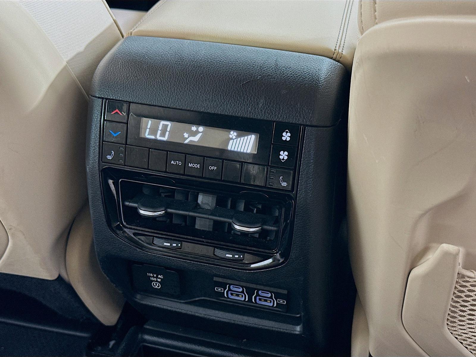 2021 Jeep Grand Cherokee L Vehicle Photo in Langhorne, PA 19047