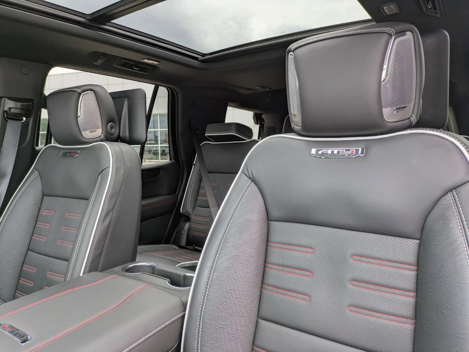 2025 GMC Yukon Vehicle Photo in SELMA, TX 78154-1460