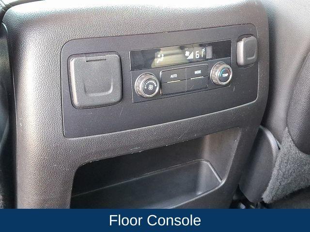 2015 Chevrolet Tahoe Vehicle Photo in DANBURY, CT 06810-5034