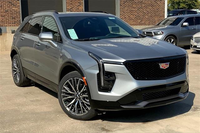2025 Cadillac XT4 Vehicle Photo in KANSAS CITY, MO 64114-4545