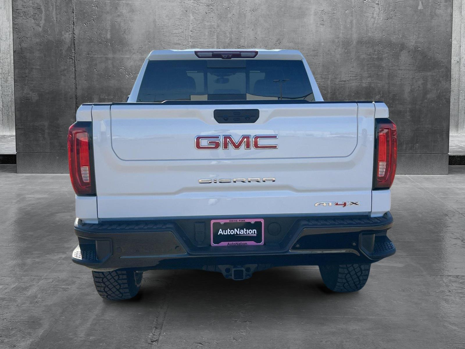 2025 GMC Sierra 1500 Vehicle Photo in MEMPHIS, TN 38115-1503