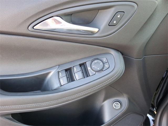 2025 Buick Encore GX Vehicle Photo in LEWES, DE 19958-4935
