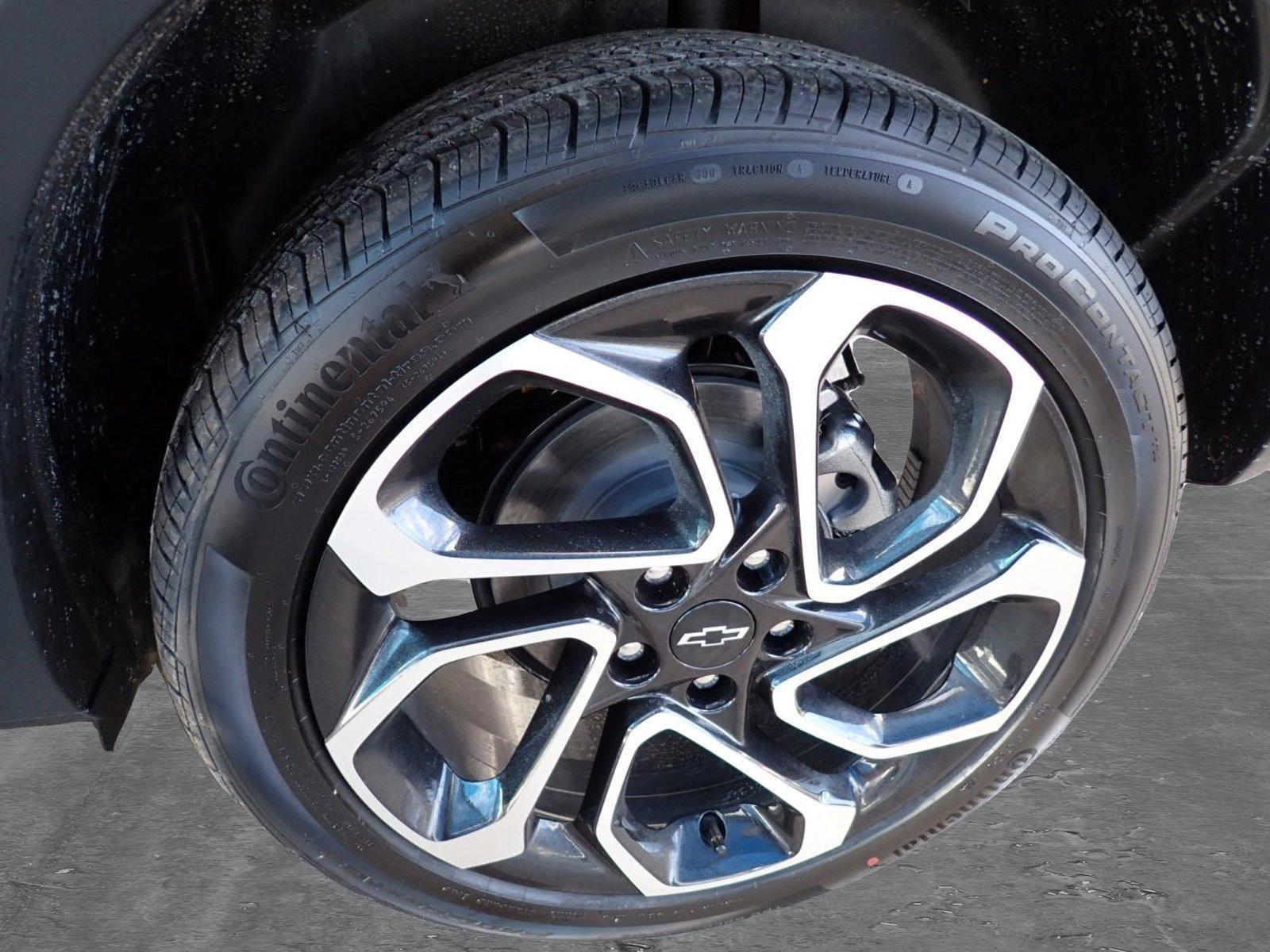 2025 Chevrolet Trax Vehicle Photo in DENVER, CO 80221-3610