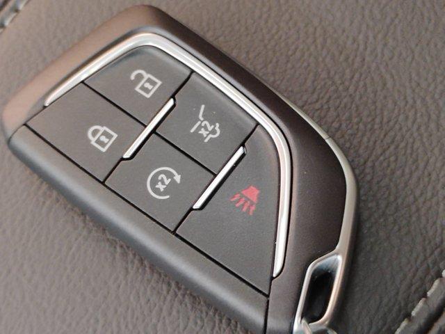 2025 Cadillac XT4 Vehicle Photo in PINEVILLE, NC 28134-8495