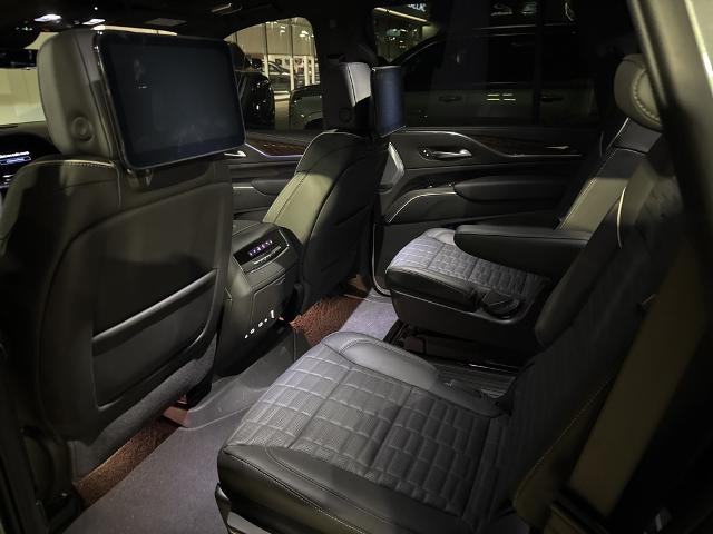 2024 Cadillac Escalade Vehicle Photo in Oklahoma City, OK 73114