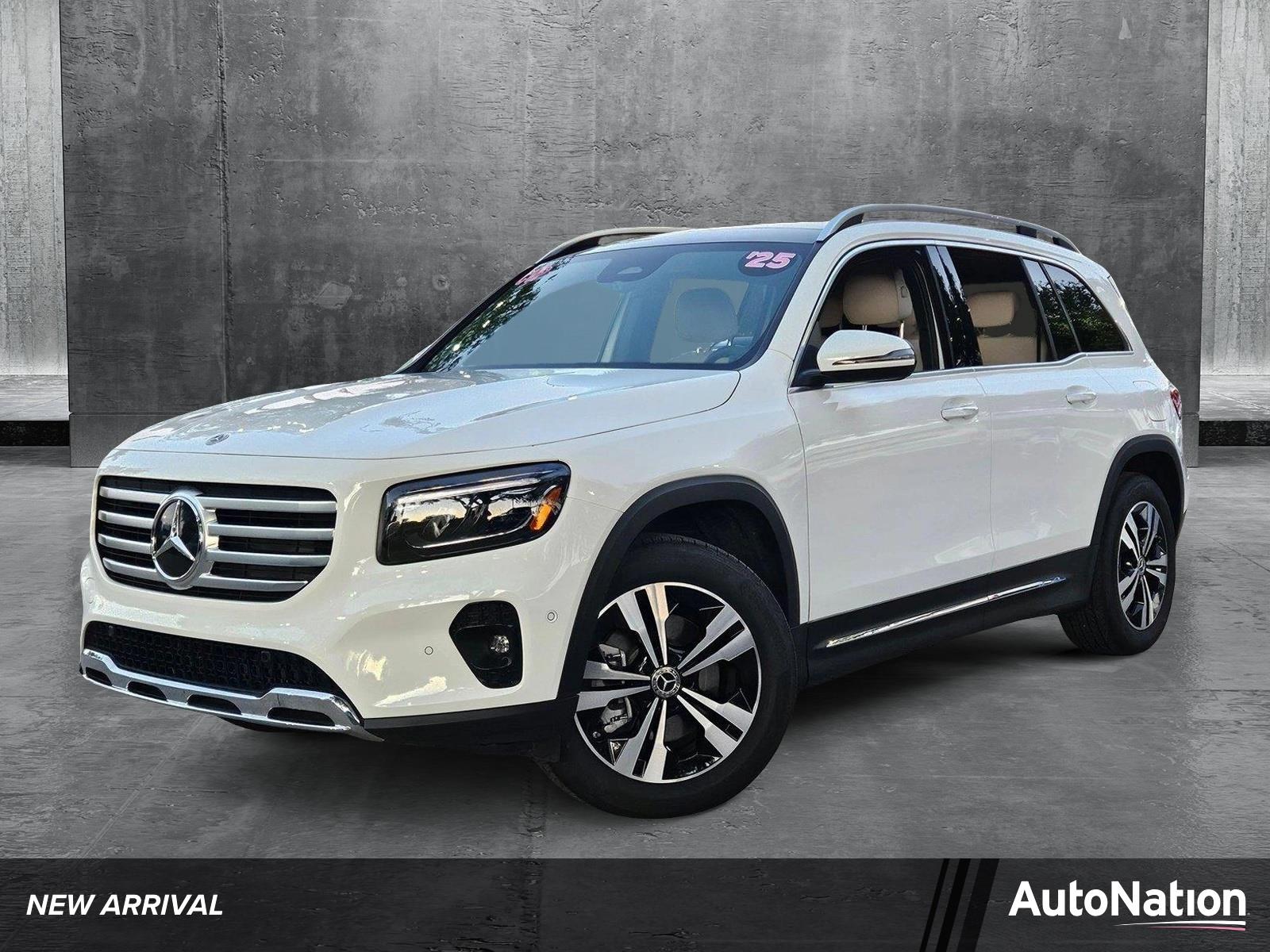 2025 Mercedes-Benz GLB Vehicle Photo in Pembroke Pines , FL 33027