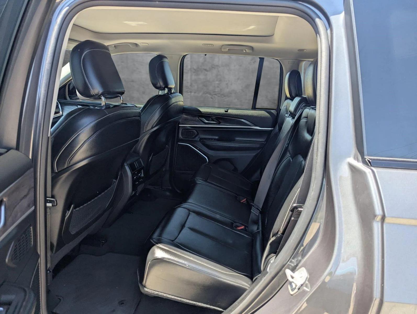 2022 Jeep Grand Cherokee Vehicle Photo in CORPUS CHRISTI, TX 78412-4902