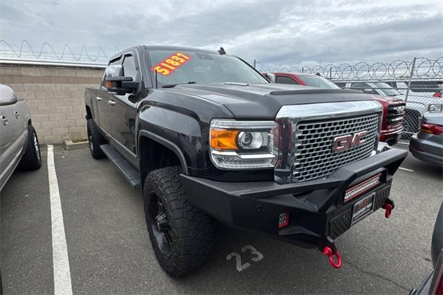 Used 2016 GMC Sierra 2500 Denali HD Denali with VIN 1GT12UE86GF284889 for sale in Elk Grove, CA