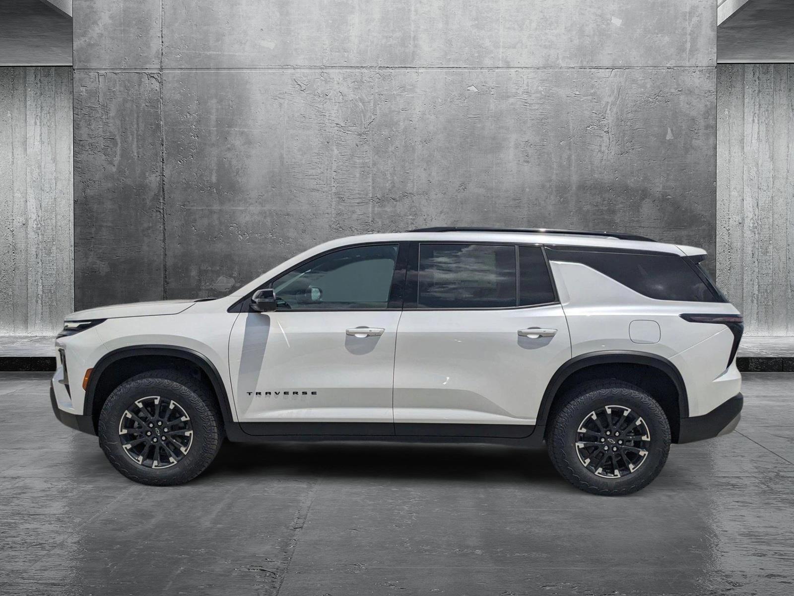 2025 Chevrolet Traverse Vehicle Photo in MIAMI, FL 33172-3015