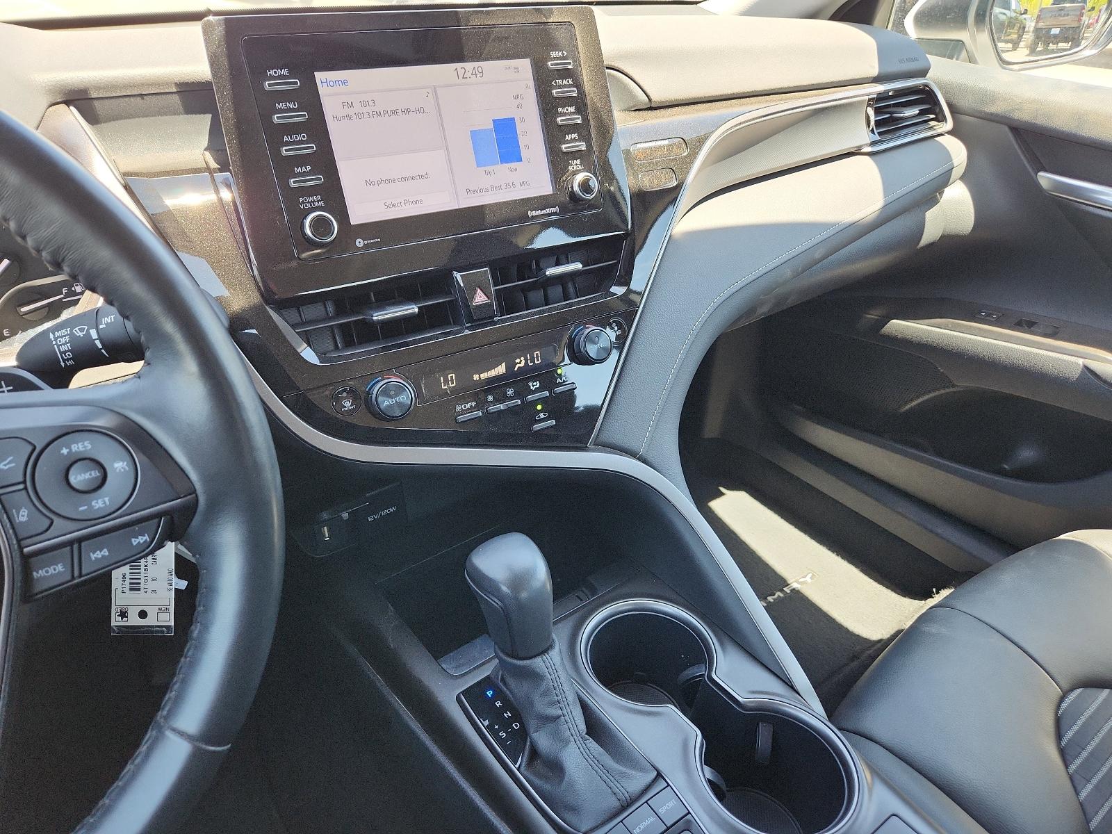 2024 Toyota Camry Vehicle Photo in Albuquerque, NM 87110
