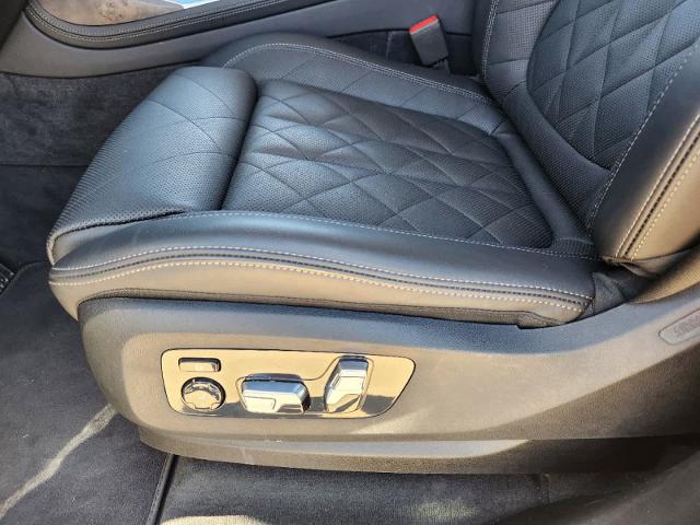 2024 BMW X7 xDrive40i Vehicle Photo in PLANO, TX 75024