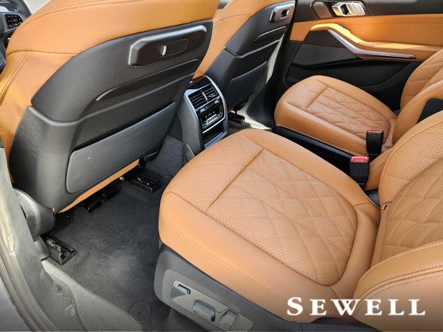 2026 BMW X7 xDrive40i Vehicle Photo in PLANO, TX 75024