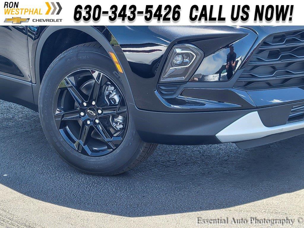 2025 Chevrolet Blazer Vehicle Photo in AURORA, IL 60503-9326