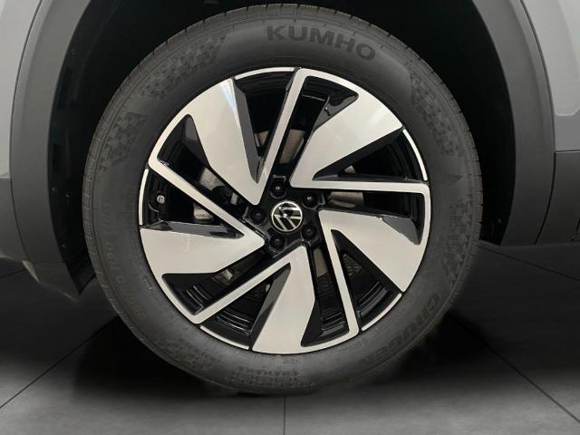 2025 Volkswagen Atlas Vehicle Photo in Appleton, WI 54913