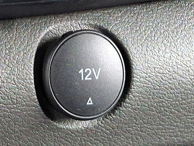 2023 Ford Transit Cargo Van Vehicle Photo in DANBURY, CT 06810-5034