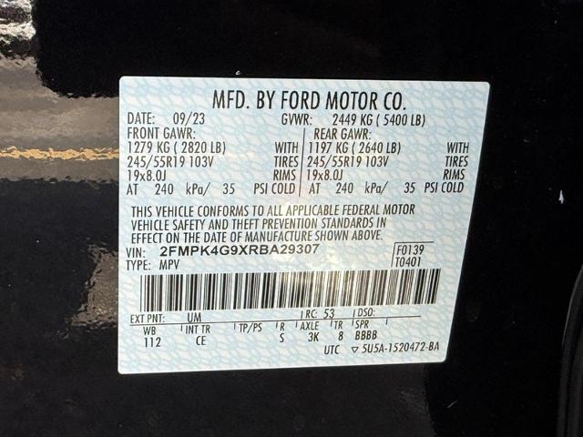 2024 Ford Edge Vehicle Photo in COLUMBIA, MO 65203-3903