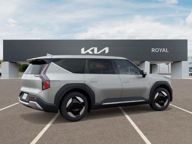 2026 Kia EV9 Vehicle Photo in Tucson, AZ 85712