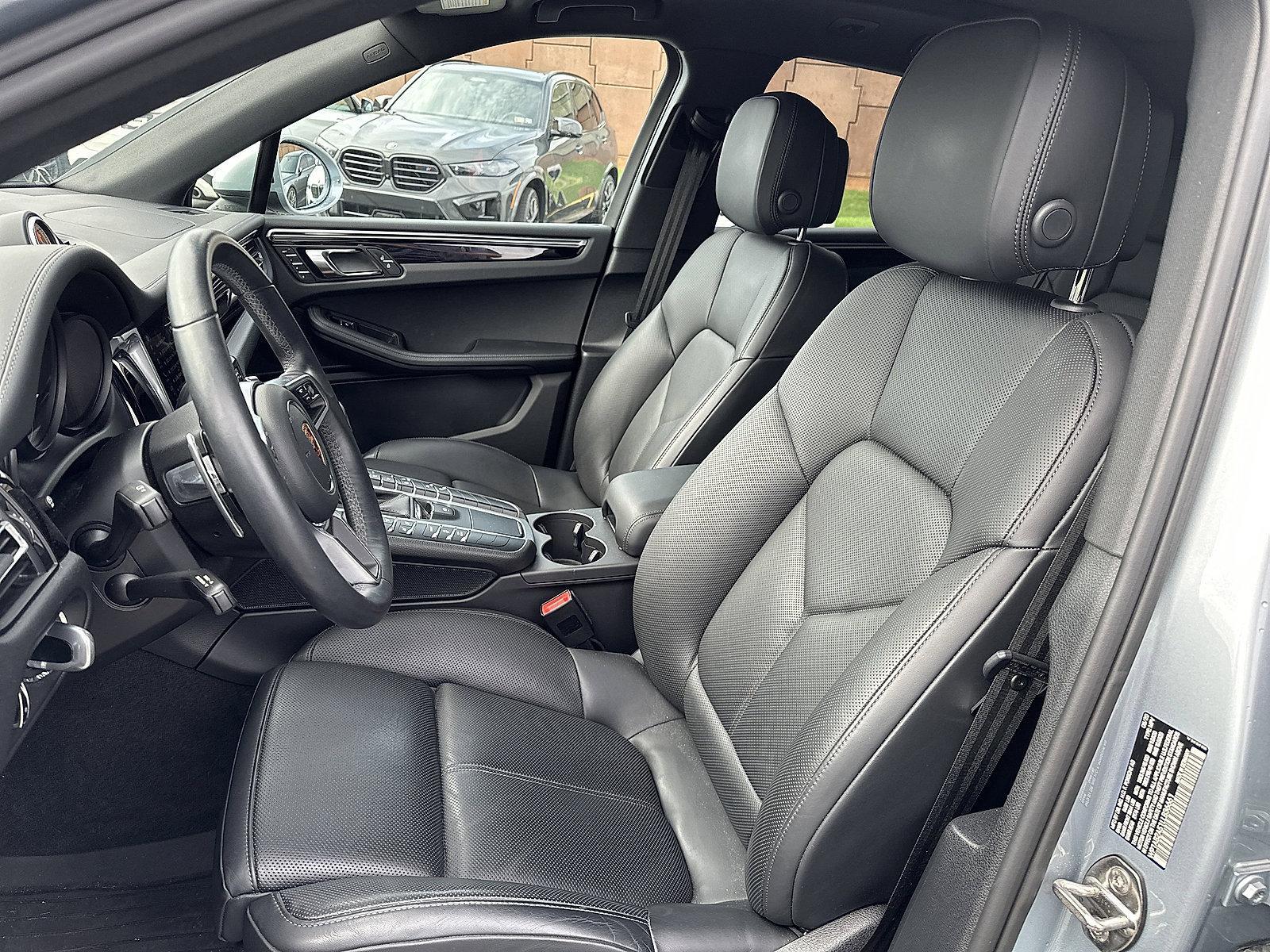 2020 Porsche Macan Vehicle Photo in Lancaster, PA 17601