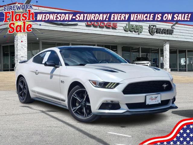 2017 Ford Mustang Vehicle Photo in Ennis, TX 75119-5114