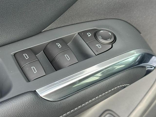 2025 Chevrolet Traverse Vehicle Photo in COLUMBIA, MO 65203-3903