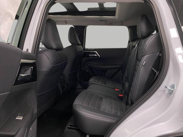 2025 Mitsubishi Outlander Vehicle Photo in Appleton, WI 54913