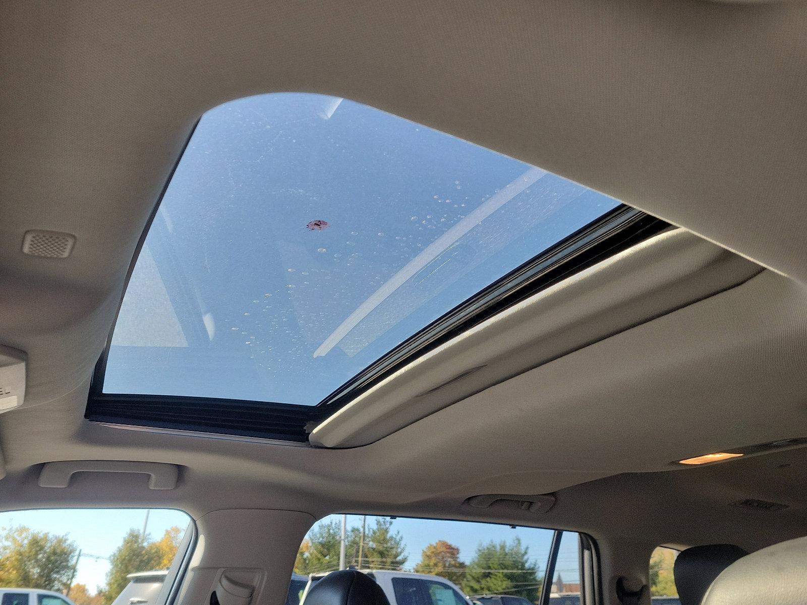 2022 Toyota Highlander Vehicle Photo in Trevose, PA 19053