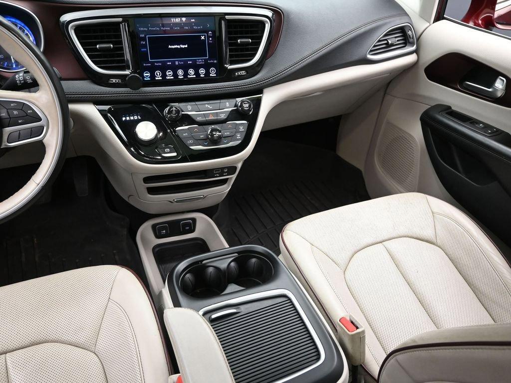 2019 Chrysler Pacifica Vehicle Photo in Marion, IA 52302