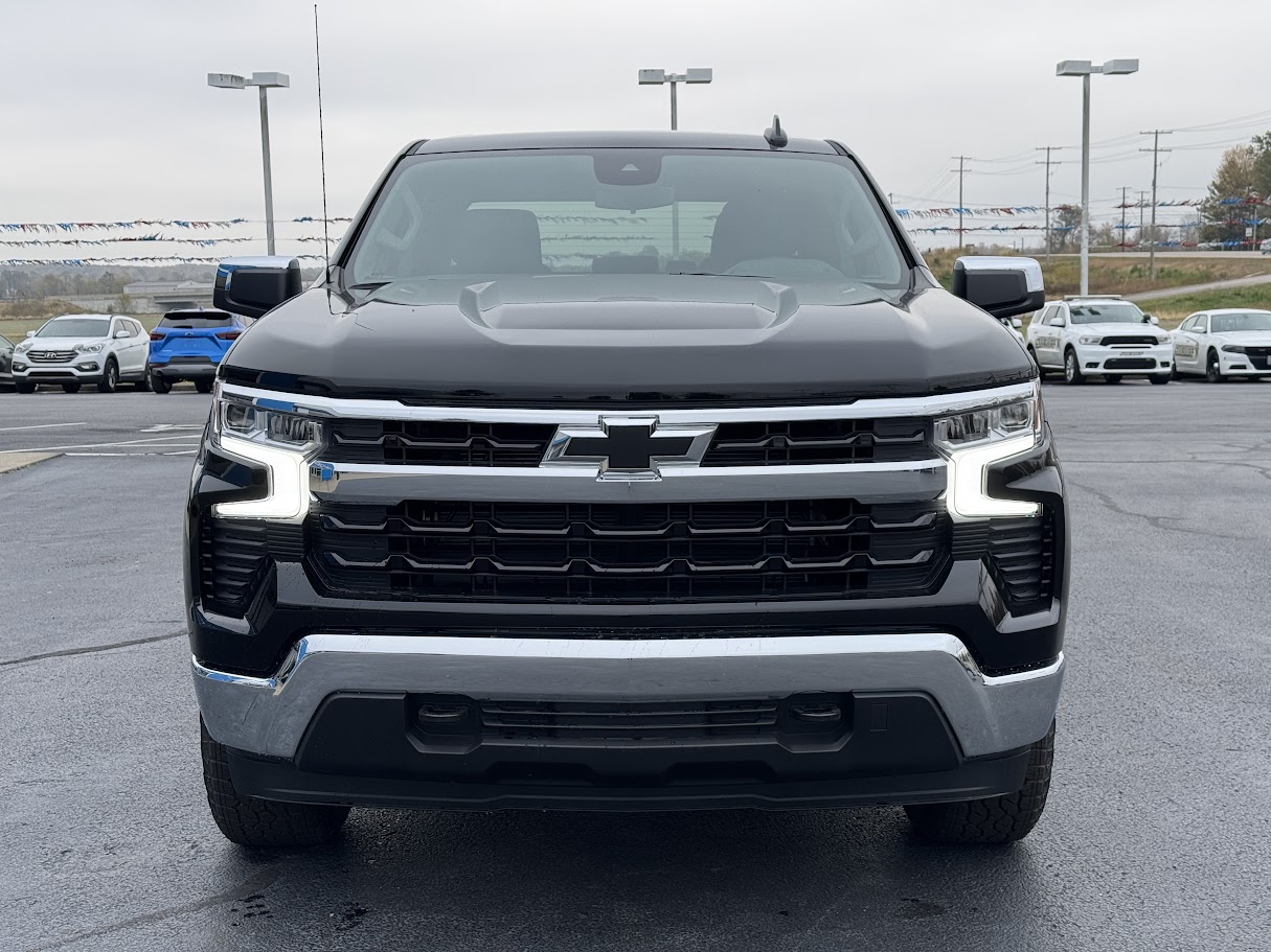 2025 Chevrolet Silverado 1500 Vehicle Photo in BOONVILLE, IN 47601-9633