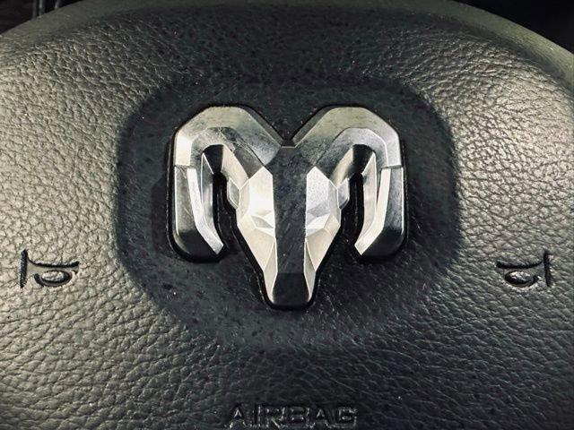 2019 Ram 1500 Vehicle Photo in MEDINA, OH 44256-9631