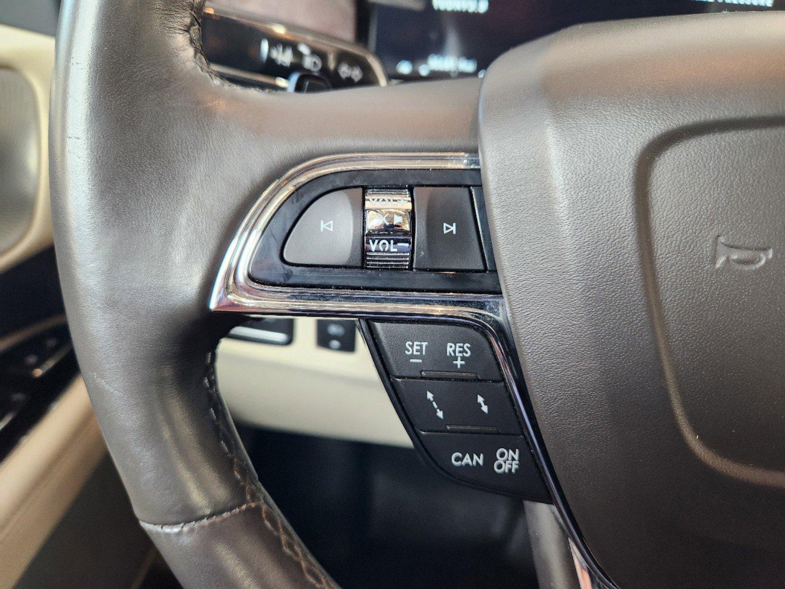 2020 Lincoln Navigator Vehicle Photo in HOUSTON, TX 77079-1502